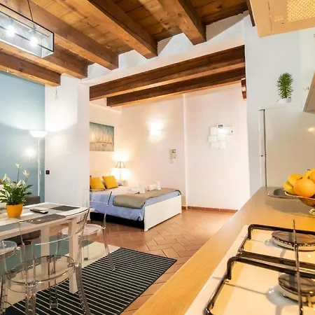 Eden Ponte Pietra Apartment *